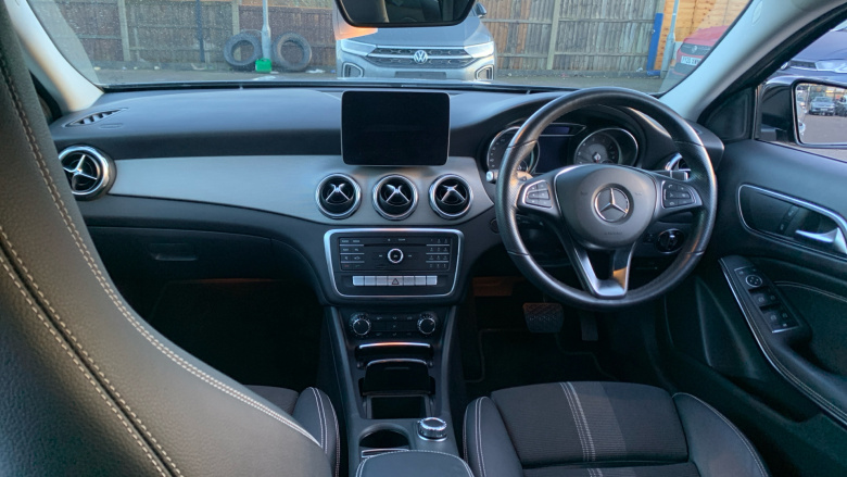 Mercedes-Benz GLA 180 Urban Edition 5dr Auto Petrol Hatchback